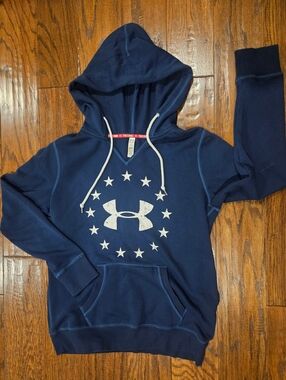 Under Armour Freedom Women's Navy Pullover Hoodie W/White Logo Stars - Medium
